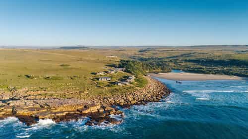 GweGwe Beach Lodge