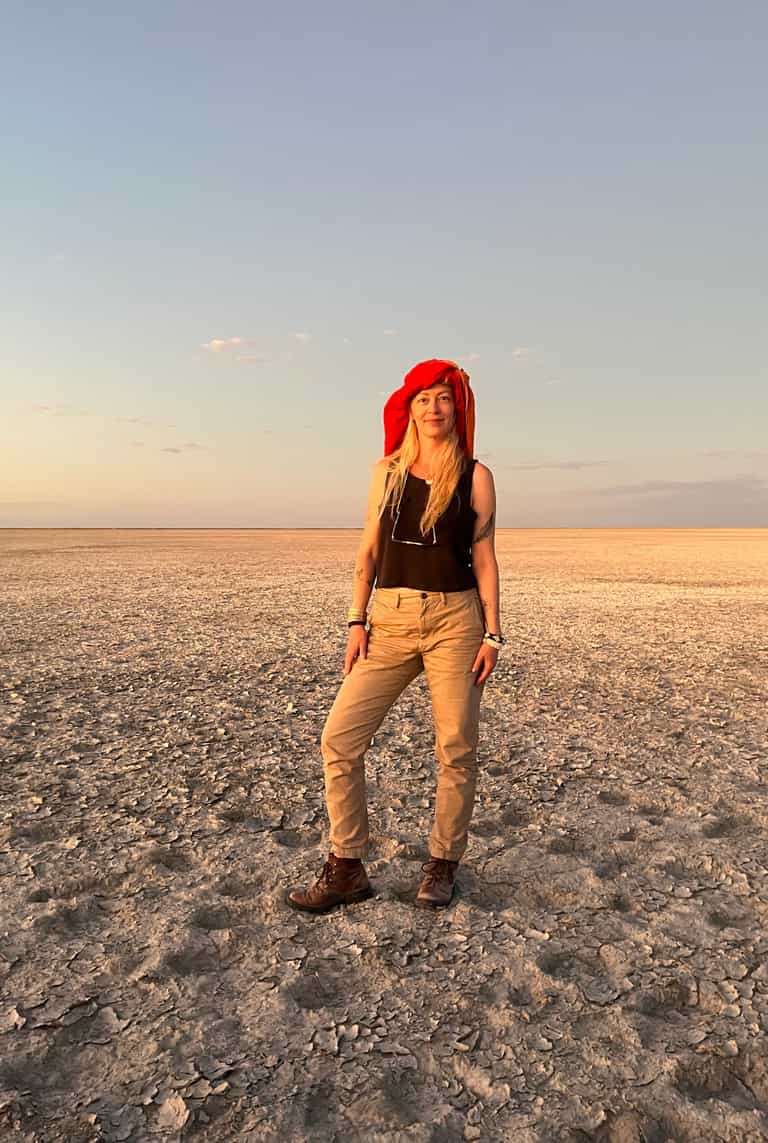 https://assets.waybird.com/cdn-cgi/image/quality=50,format=auto/https://assets.waybird.com/users/full_length_images/000/000/282/original/Joanna_Rignby-Jones.jpg